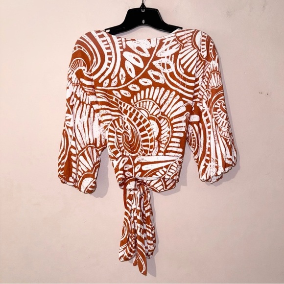 Anthropologie Burnt Orange TerracotaTropical Plunge V-Neck Tie Front Crop Top XS - Picture 6 of 8